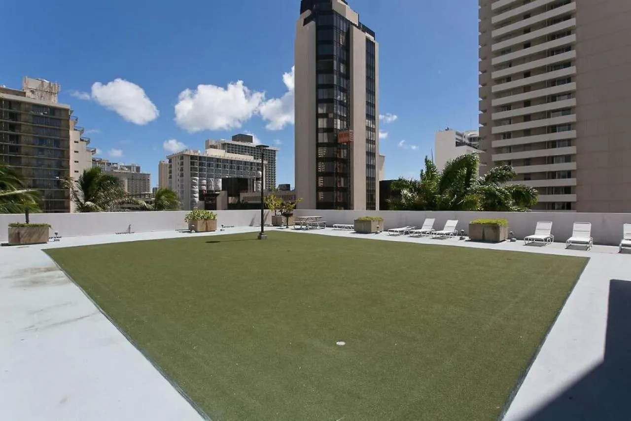 Royal Kuhio 1812 - 1Br With Partial Ocean View In The Heart Of Waikiki With Free Parking! Villa Honolulu
