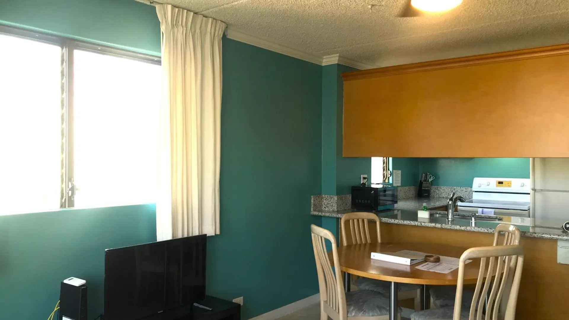 Holiday home Royal Kuhio 1812 - 1Br With Partial Ocean View In The Heart Of Waikiki With Free Parking! Villa Honolulu United States